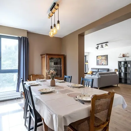 דירה Chez Louise *